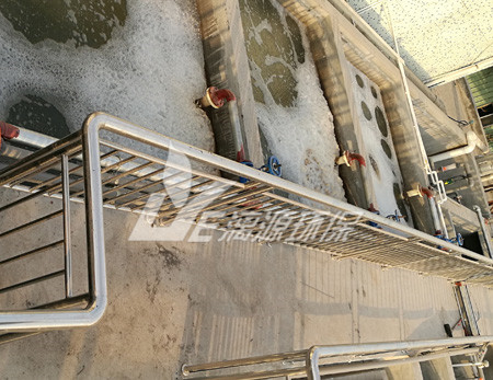 福建碳九泄漏事故！學(xué)生戴口罩上課多人嘔吐，消防人員中毒