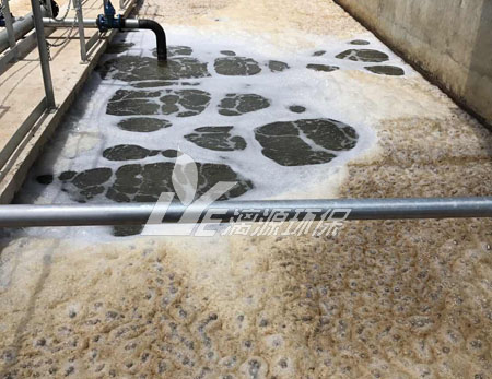 工業(yè)污水處理中起泡的原因是什么？