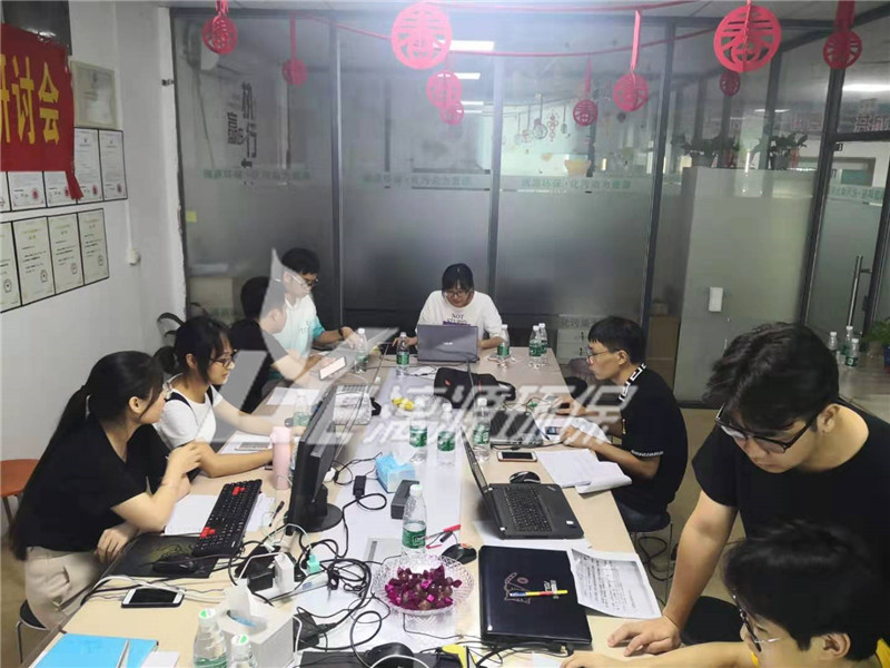 小伙伴們互幫互助 小伙伴們互幫互助